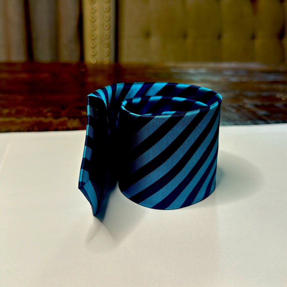 Neiman Marcus Blue Blue Neck Tie